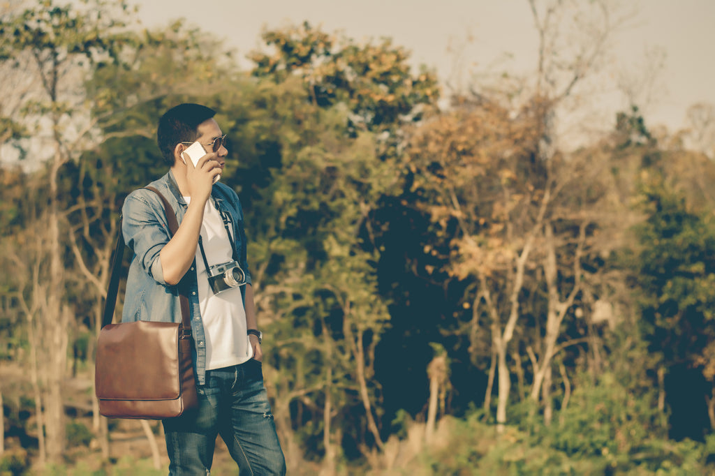 A Men's Guide for Choosing a Stylish Messenger Bag